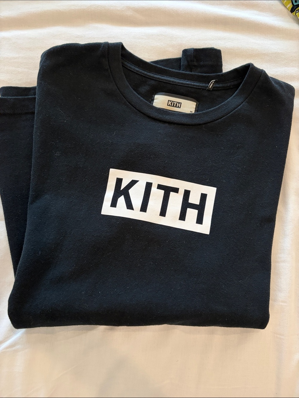 KITH T Shirt